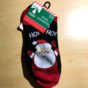 Santa Socks - Christmas House Size 5-9